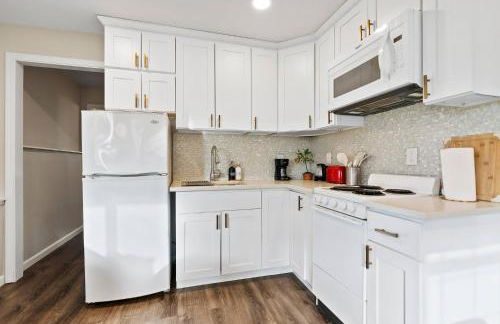 Modern 4BD home in Ballard with A/C, pet-friendly - Foto 30