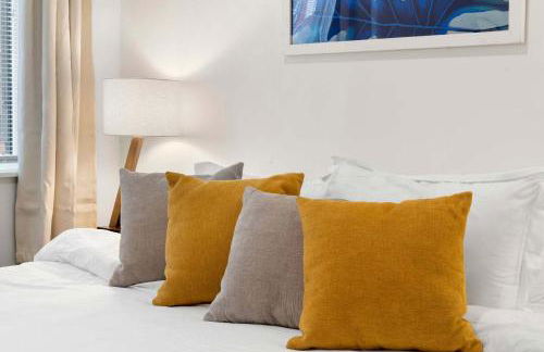 Stylish 3BR Gem in Prime Location - Foto 17