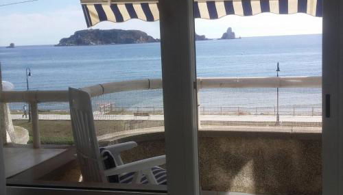 L´Estartit, estudio en primera linea de mar. - Foto 2