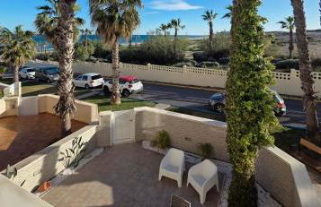 Seafront House,Sea Views,Pool and BBQ, Airport 10 mns - Photo 67