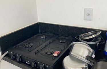 Suíte privativa aconchego a alguns passos da praia - Foto 13