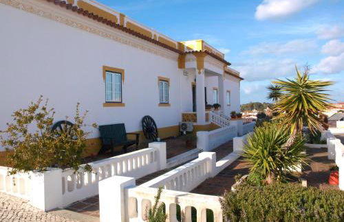 Casa Esquível - Foto 1