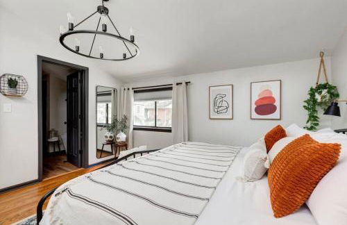 NEW - Modern Rustic Retreat Ardmore Chalet - Foto 35