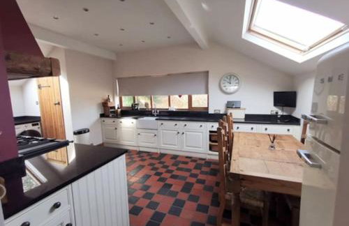 Gorgeous 3/4 bedroom bungalow - Foto 18