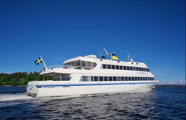 Grinda Island Ferry - Photo 2
