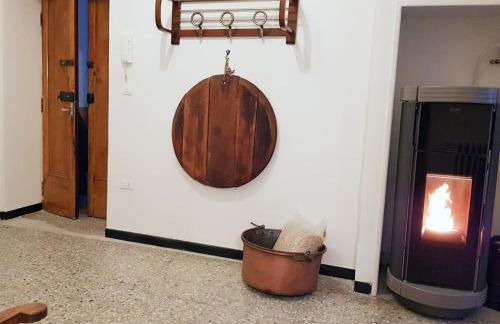 Medieval Pieve, holiday home with garden, WiFi & parking - Foto 45