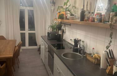 1 Zimmer zu vermieten in geteilter Wohnung mit dem Gastgeber - Foto 4