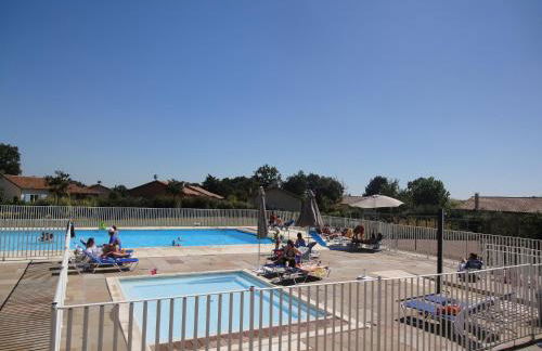 Villa in France with Garden & Barbecue - Foto 11