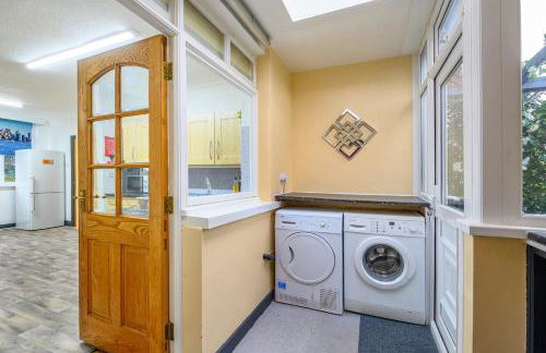 -CH- Stylish & Relaxed Stay,Free Parking,Free WiFi - Foto 47