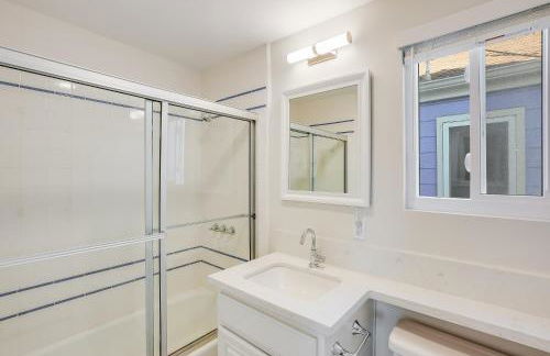 Beautiful Beach Home - Ocean View, AC & Patio - Foto 18