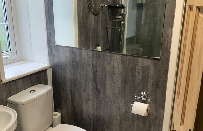 Stunning 1-bed Cottage in Halifax - Foto 11