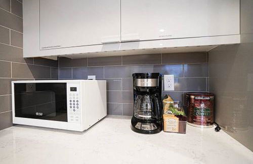 Modern Home, Rooftop view, 3 block Beacon station - Foto 15