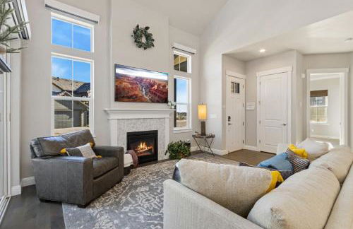 Colorado Modern Retreat with King Beds, Pickleball - Foto 8