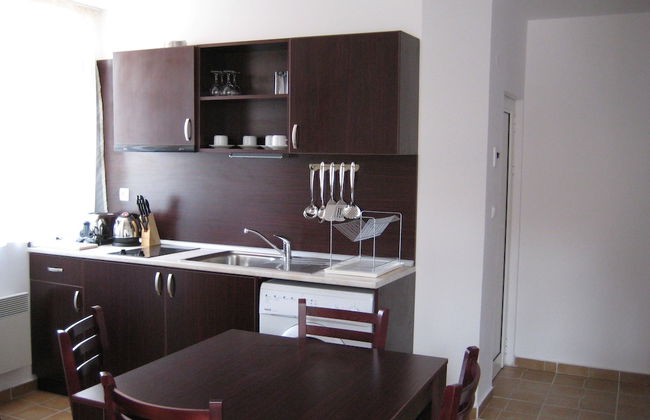 Four Leaf Clover Apartments to Rent - Foto 8