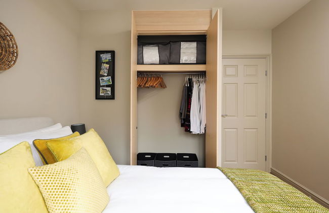 Stylish Flat With Sofa Bed in Malmesbury - Photo 3