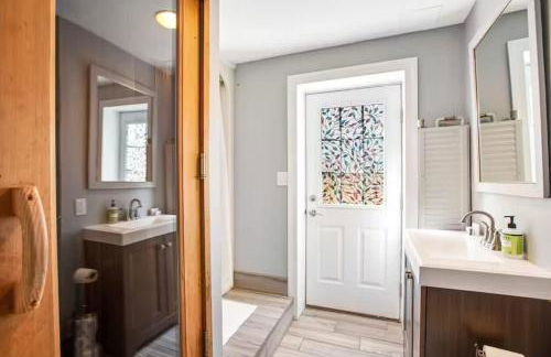 Oasis by the Bay - Waterfront Heated Pool Hot Tub - Foto 21