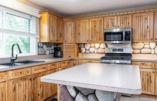 3 Combined Private Lakeside Studios - Upper Level - Foto 12