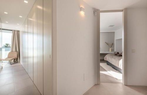 Modern Oasis: 4 Bedroom Villa in Ibiza City, 1263 - Foto 32