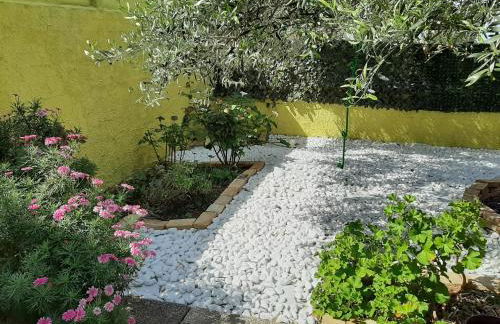 Artistika Golden Apartment - Foto 71