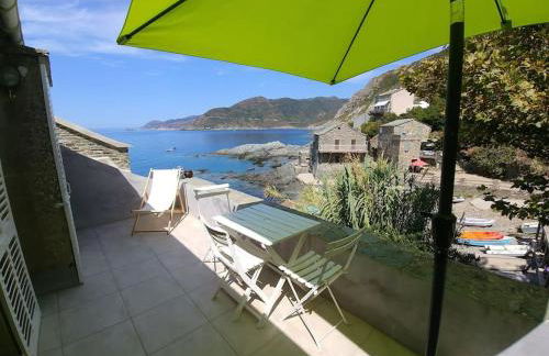 Waterfront Authentic Corsican house - Foto 8
