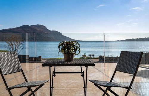 Arran Shores Luxury Shorefront Suite 1 - Photo 2