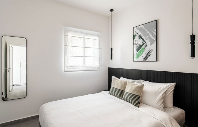 Mate GEORGE - By HOMY - Foto 9