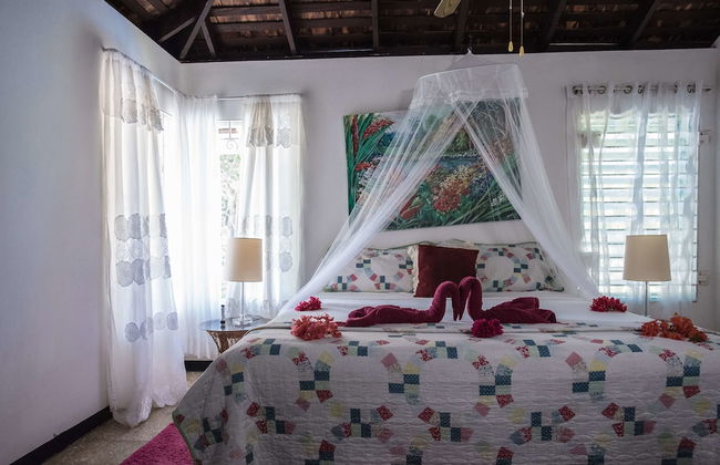 Beach Palm Villa - Photo 14