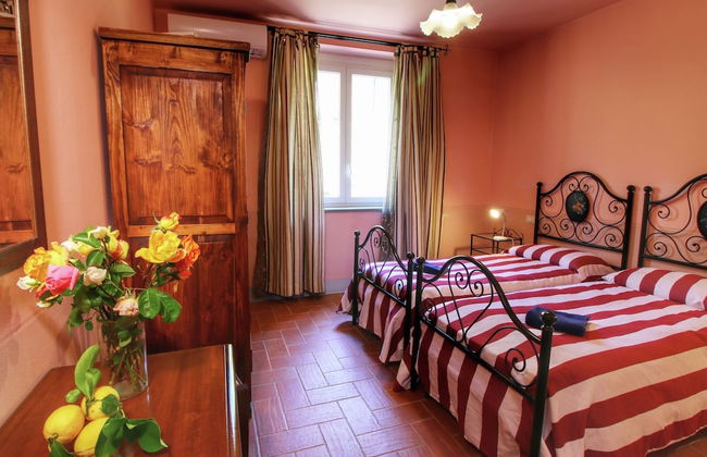 Belvilla by OYO Villa Lucignano - Photo 3