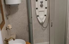 Rustic Home Maslenica - Photo 42