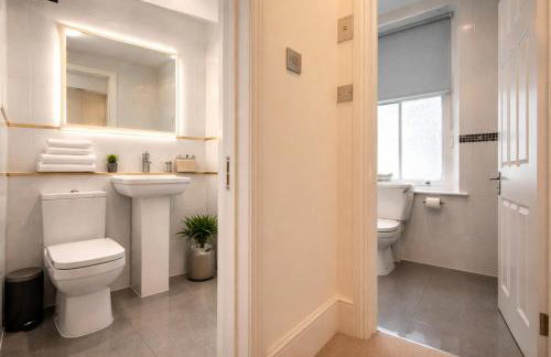 LuxuryLondonStays - 2000ft Huge 3Bed 3Bath AC 5 mins to St James Park Buckingham Palace - Foto 22