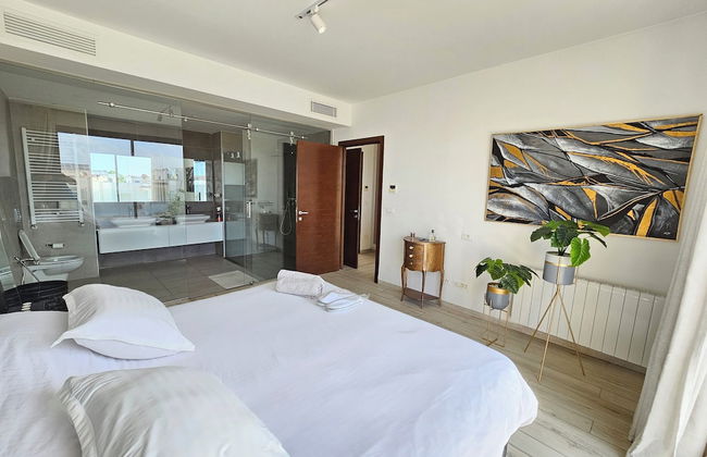 Stylish Luxe House with Garden Marsa - Foto 20