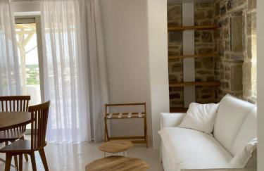 LAINI LUXURY SUITES - Photo 63