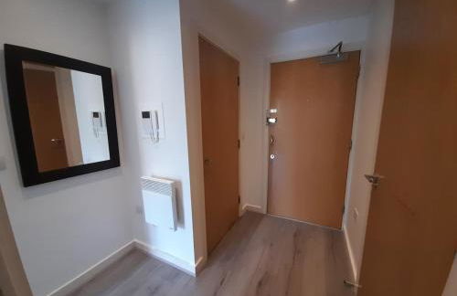 Lavish London Apartment - Secure with parking - Foto 18