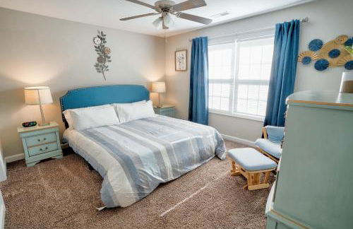 Kannapolis Elegant Townhouse - Pet Friendly - Photo 13