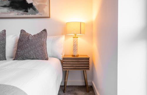 Central Wembley Stadium Luxe Stay with Pool Table - Foto 37