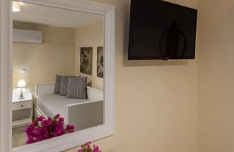 Stelios-Korina Villa with Pool and Stunning View in Syros Posidonia - Photo 51