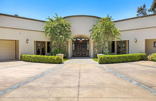 Private Gated 6BR Luxury Estate, Gym, Lake View - Foto 72