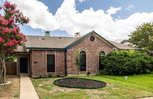 Spacious Duplex Near World Cup & DFW Airport - Foto 1