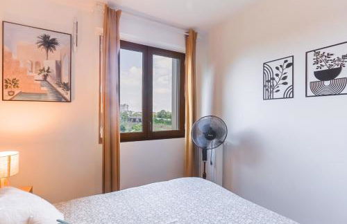 Paris au PETIT SÉSAME jacuzzi cosy Stade De France 6 personnes Wifi Terrasse Parking privé - Foto 14