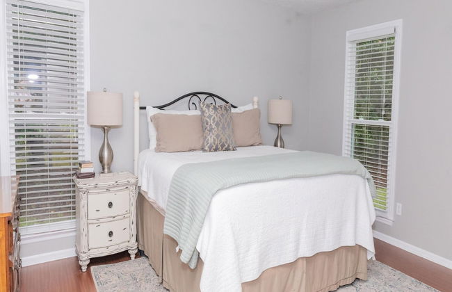 Spacious Woodbridge Cottage - Foto 7