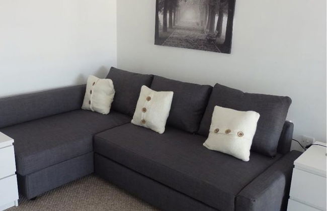 Executive Apartment With City Views - Photo 5