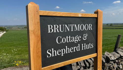 Bruntmoor Cottage - Photo 2