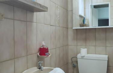 Family-Friedndly Home with Large Garden &BBQ Grill - Foto 8