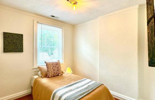 Historic Home, Modern Amenities- 15 Minutes to Downtown Chattanooga- Perfect for Families - Foto 18