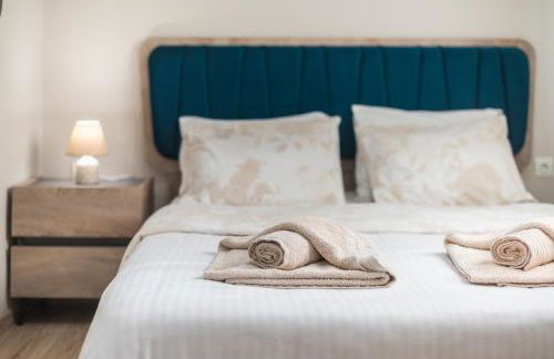 In the center of Messolonghi - Photo 11