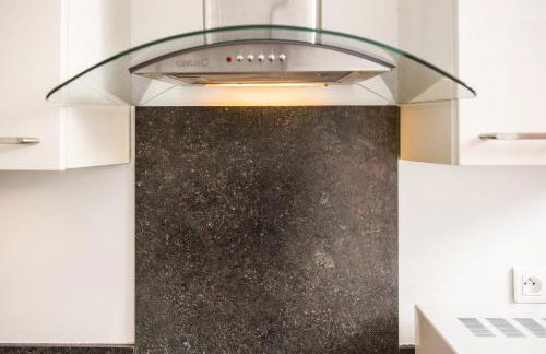 Appartement rénové - Terrasse - Parking - BM - Foto 18