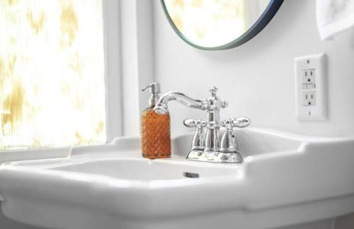 Chapel Hill Roots - Northside Historic Home - Foto 40