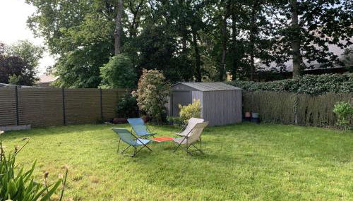 Maison Sarzeau - Port du Logeo - 6-7 personnes - Foto 4, Garden, sunbed, Garden view