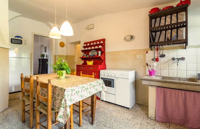 Cosy Farmhouse in Bacchereto With Swimming Pool - Foto 26