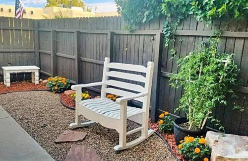 The Plaza - An Irvie Home w Summer Pool - Photo 24